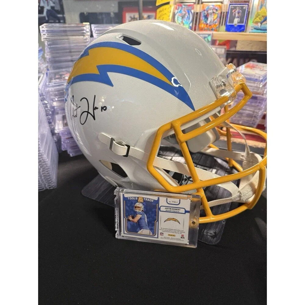 2022 Absolute Tools Of The Trade Justin Herbert Auto /25 And Auto Helmet